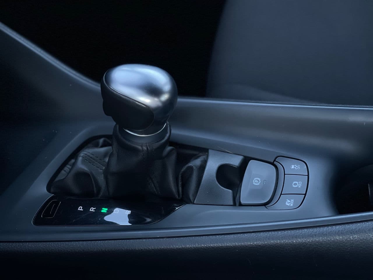 Toyota C-HR 2019 — Миниатюра 13