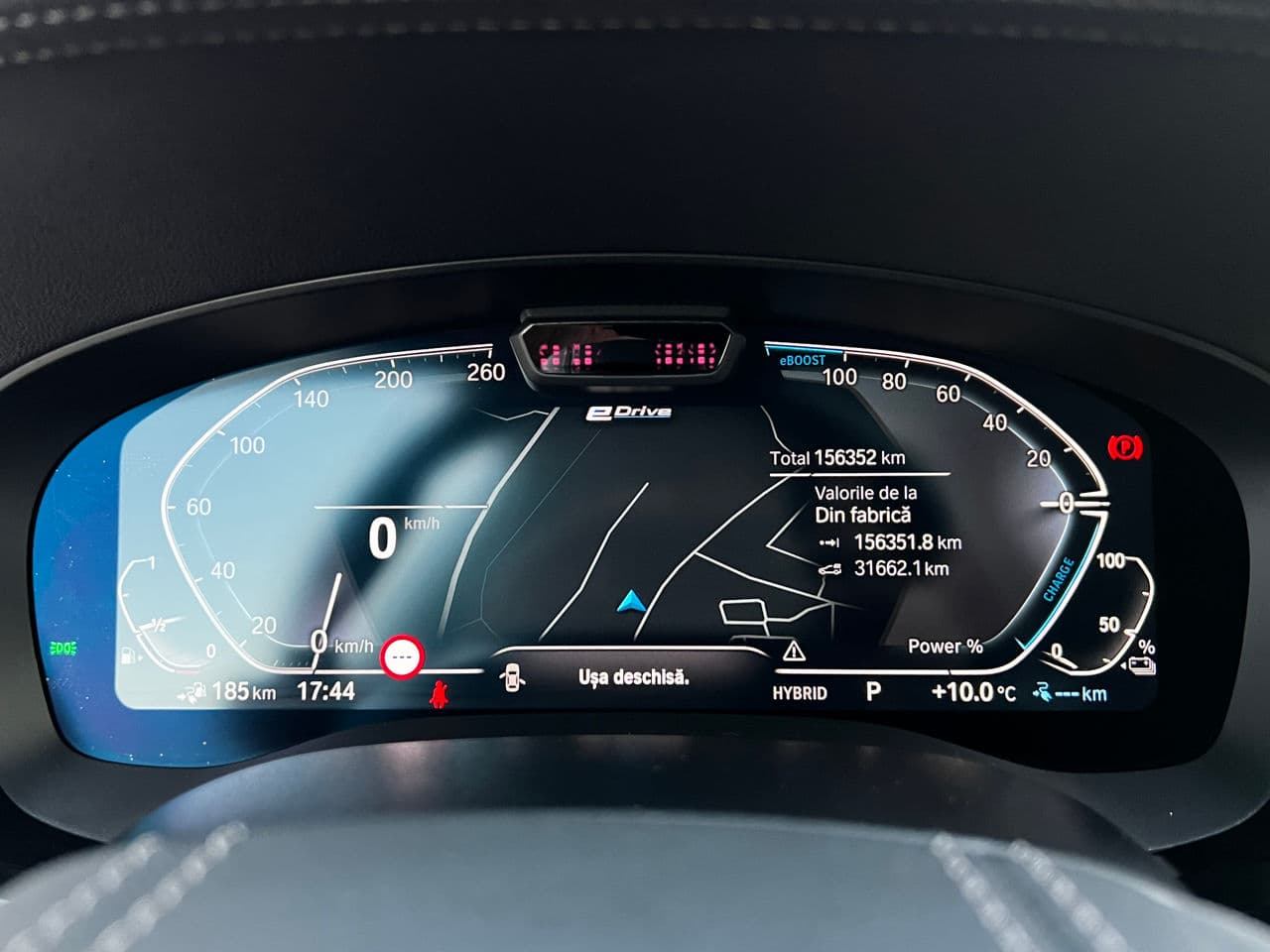 BMW 530e 2021 — Миниатюра 8