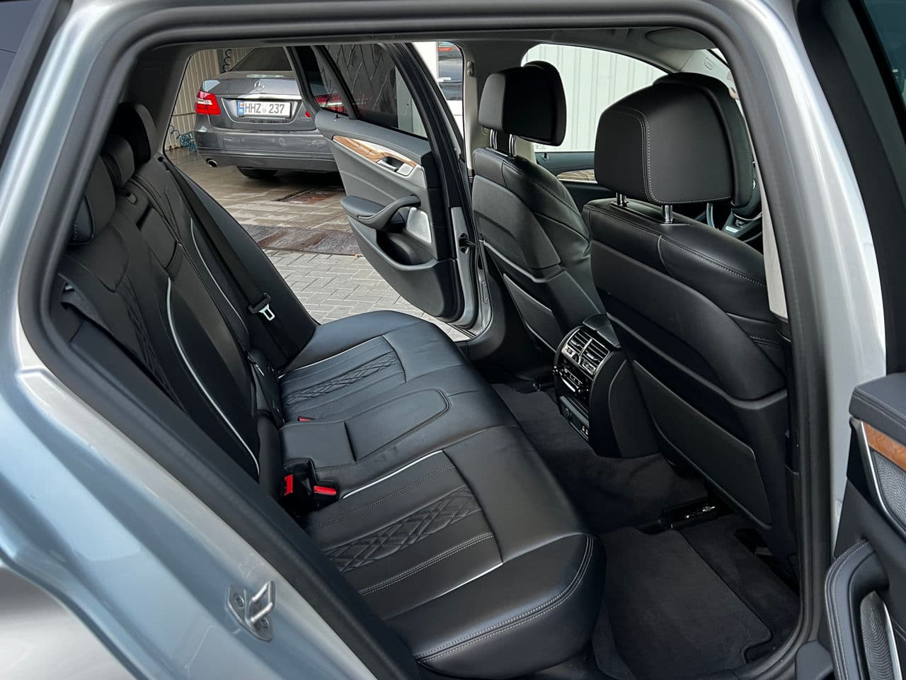 BMW 530e 2021 — Миниатюра 19