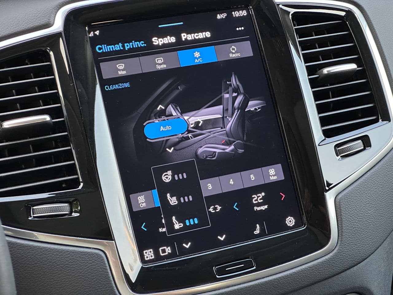 Volvo XC 90 2023 — Миниатюра 10
