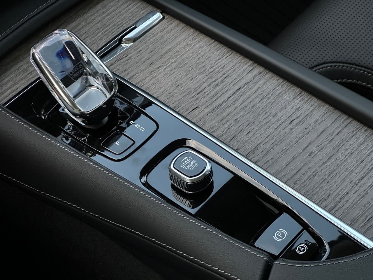 Volvo XC 90 2023 — Миниатюра 13