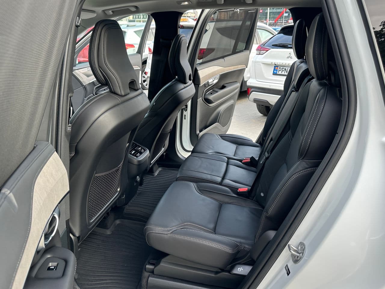 Volvo XC 90 2023 — Миниатюра 14