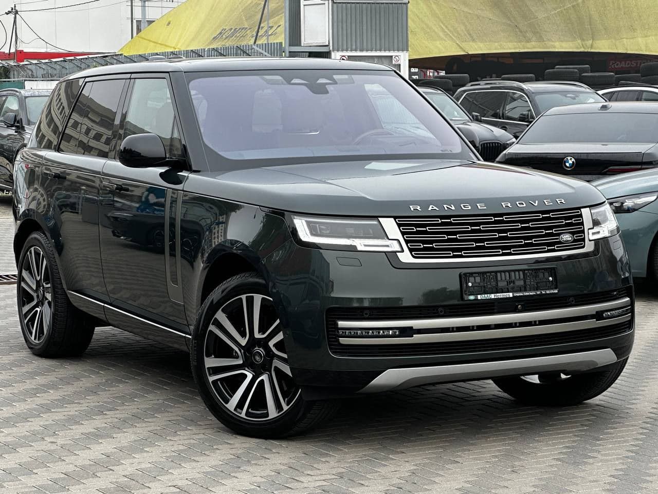 Land Rover Range Rover Vogue 2023 — Миниатюра 3