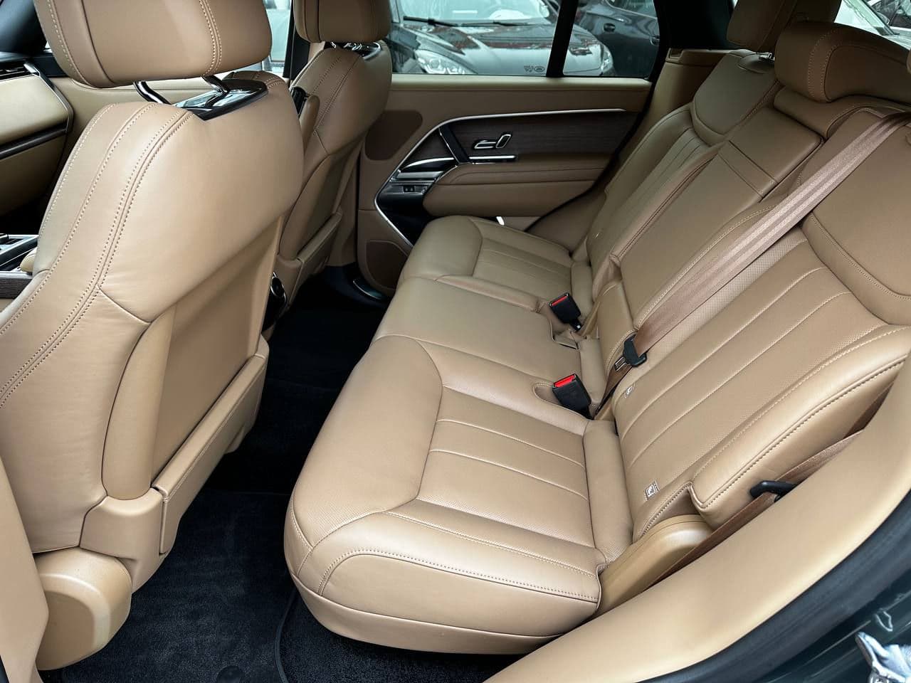 Land Rover Range Rover Vogue 2023 — Миниатюра 22