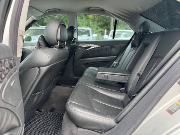 Mercedes E 320 2003 — Миниатюра 12