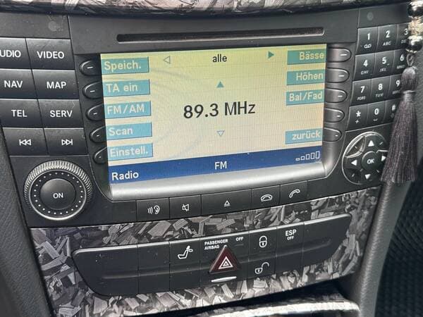 Mercedes E 320 2003 — Миниатюра 9