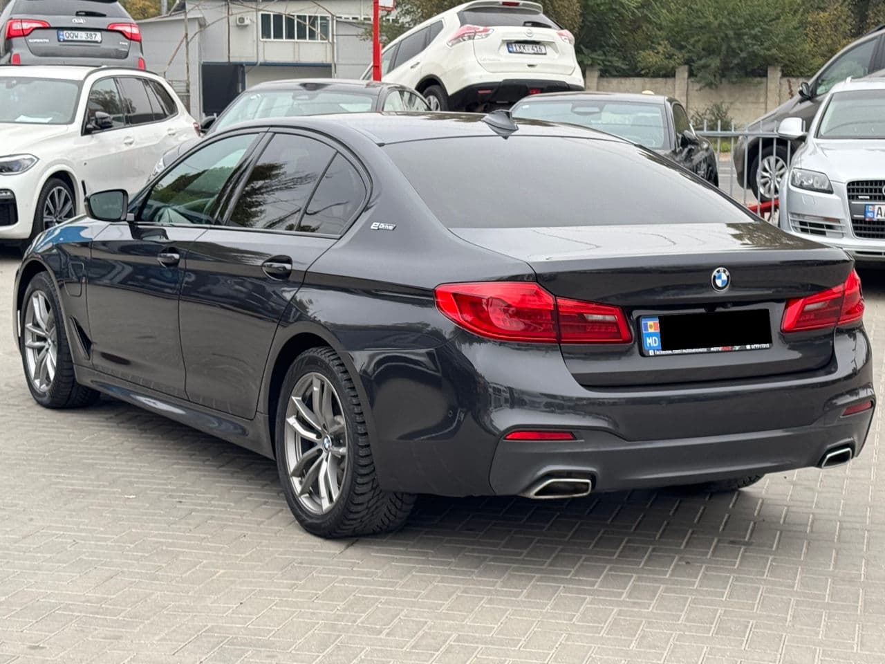 BMW 530e 2018 — Миниатюра 3