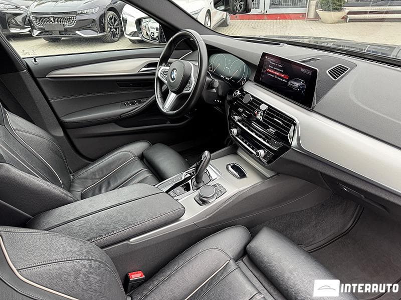 BMW 530e 2018 — Миниатюра 24