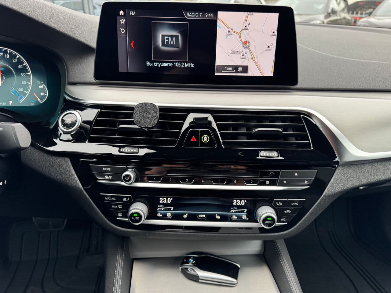 BMW 530e 2018 — Миниатюра 18