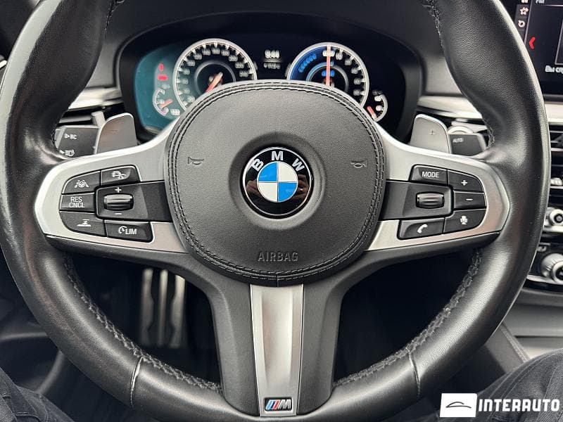BMW 530e 2018 — Миниатюра 15