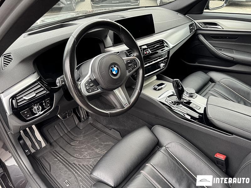 BMW 530e 2018 — Миниатюра 12