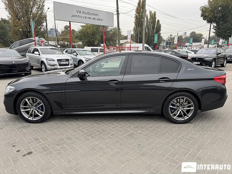 BMW 530e 2018 — Миниатюра 6