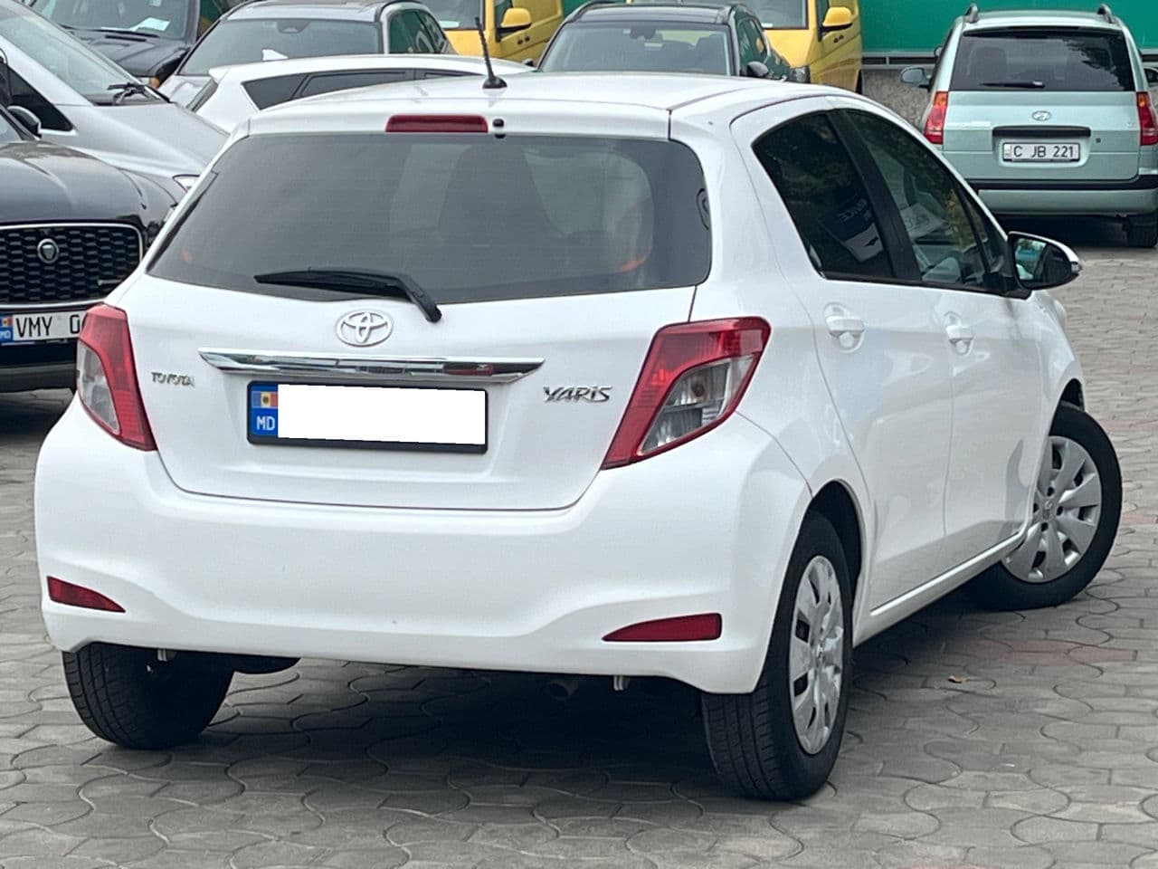 Toyota Yaris 2013 — Миниатюра 3