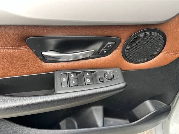 2015 BMW 218d — Miniatură 15