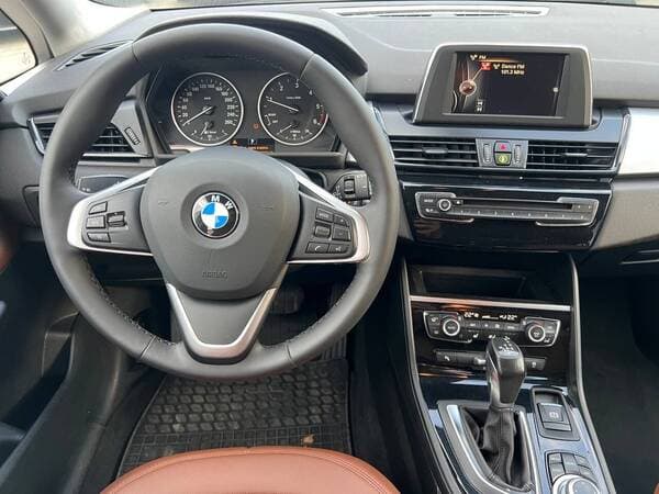 2015 BMW 218d — Miniatură 7