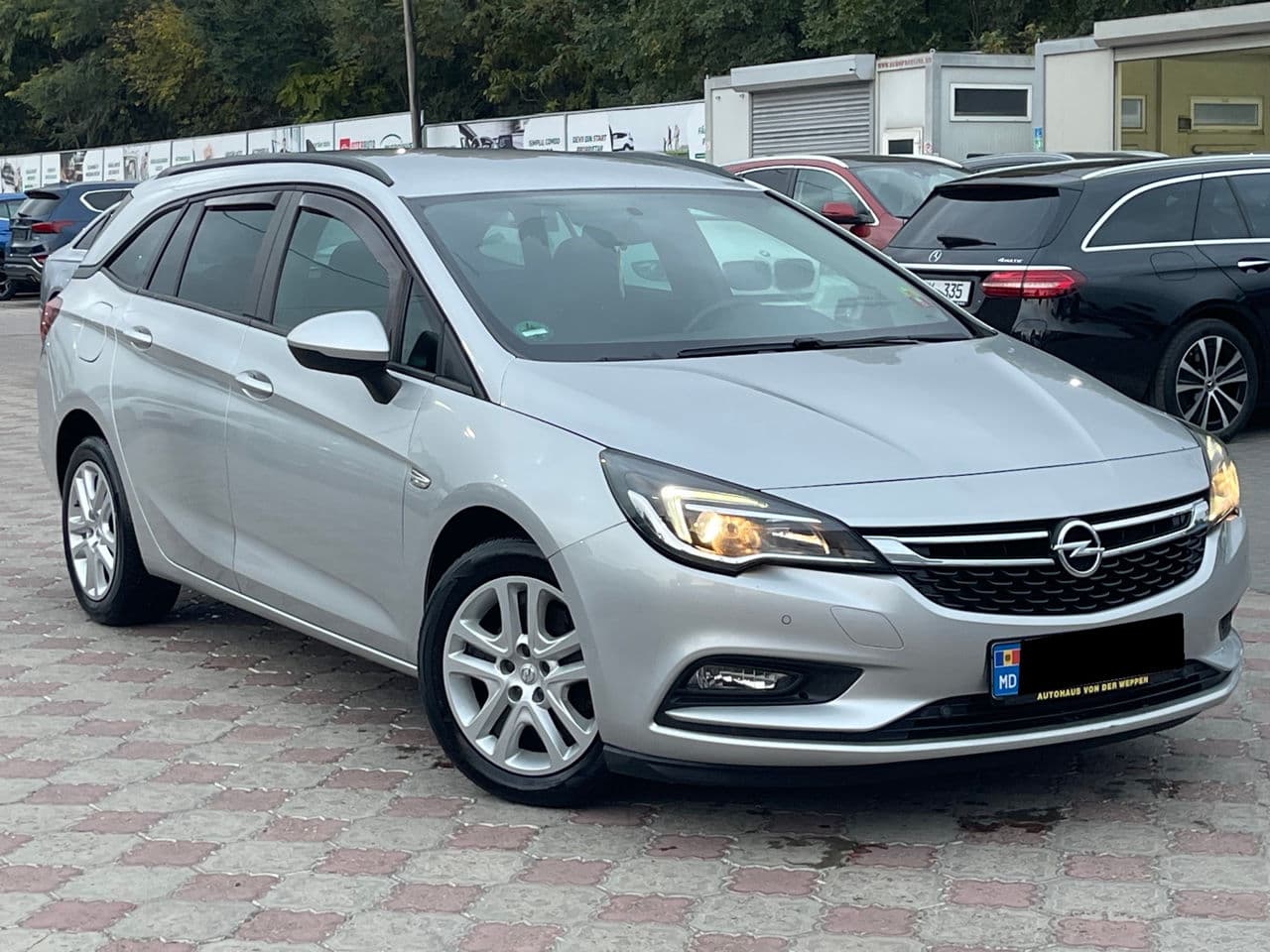 Opel Astra 2017 — Миниатюра 4