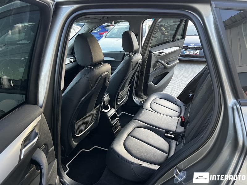 BMW X1 2.0i 2017 — Миниатюра 9