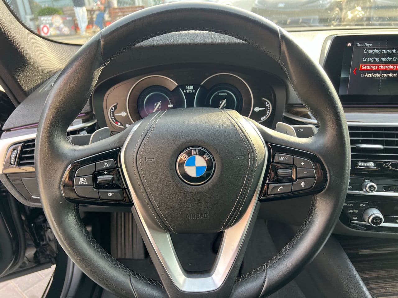 BMW 530e 2019 — Миниатюра 10