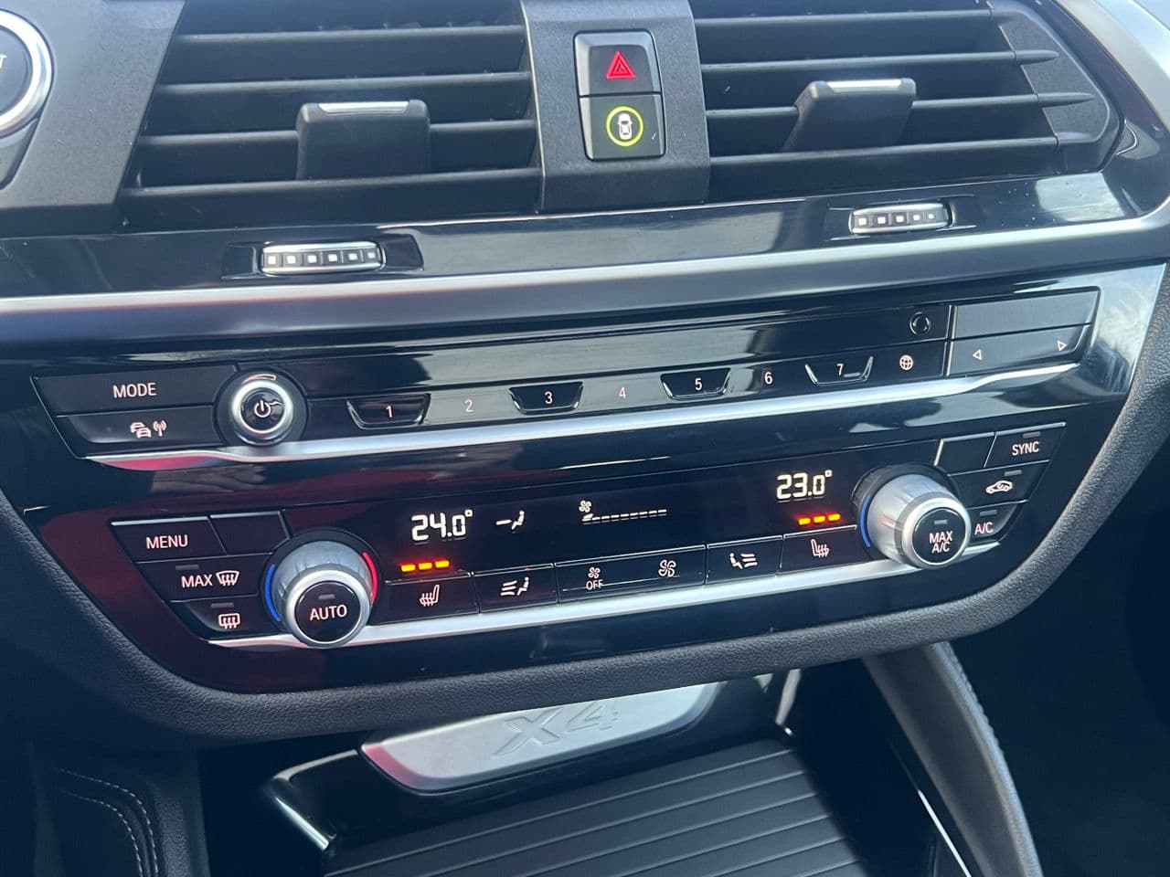 BMW X4 2.0D 2021 — Миниатюра 11