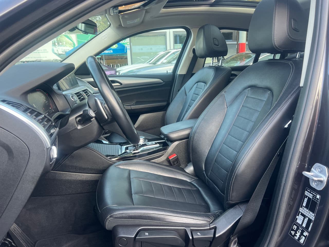 BMW X4 2.0D 2021 — Миниатюра 7
