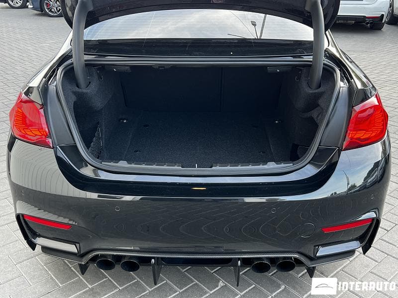 BMW M4 CS 2018 — Миниатюра 8
