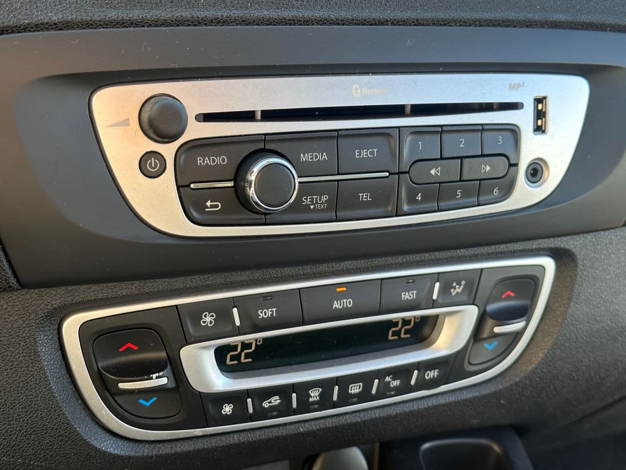 Renault Grand Scenic 2013 — Миниатюра 10