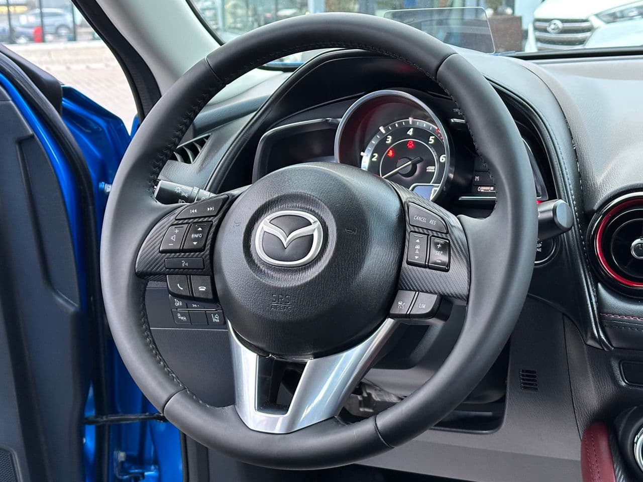 Mazda CX-3 2016 — Миниатюра 9