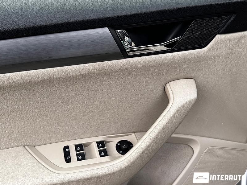 Skoda Superb 2018 — Миниатюра 17