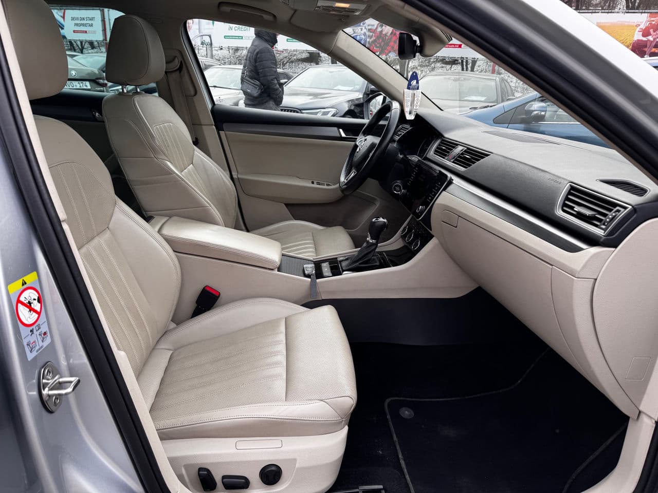 Skoda Superb 2018 — Миниатюра 6