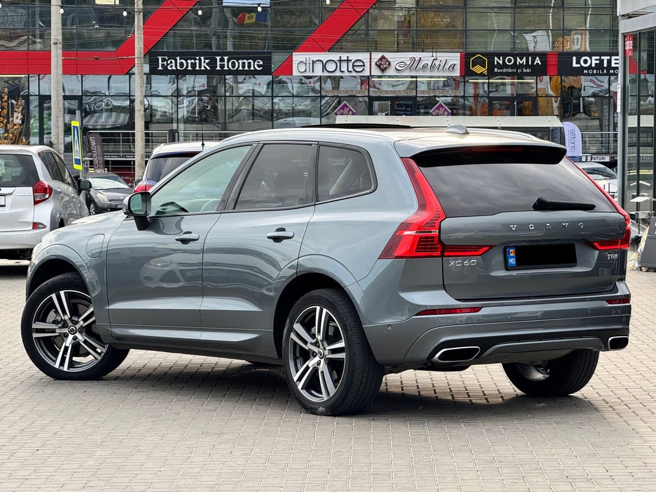 Volvo XC 60 2018 — Миниатюра 5