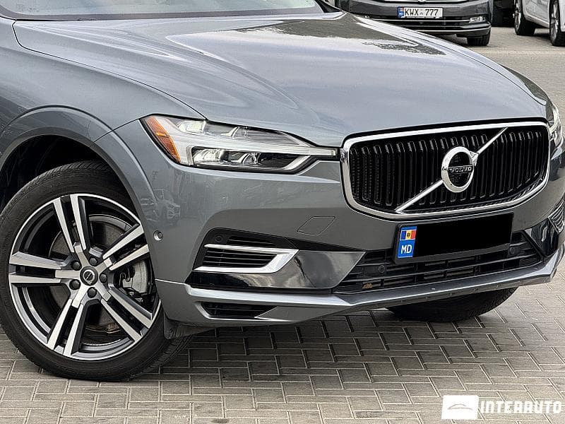 Volvo XC 60 2018 — Миниатюра 3