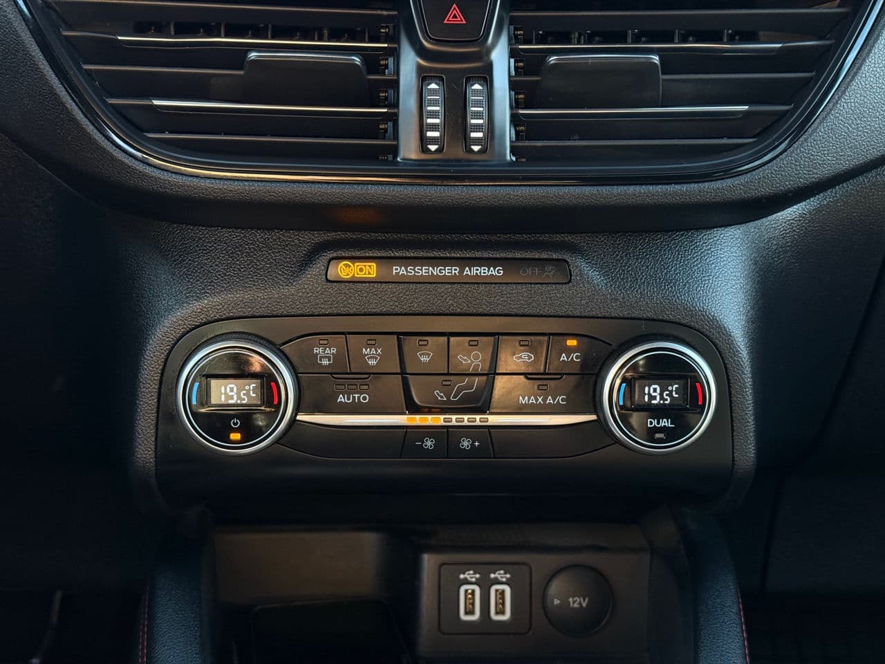 Ford Kuga 2021 — Миниатюра 15