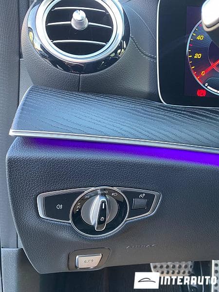 Mercedes E 300de 2020 — Миниатюра 17