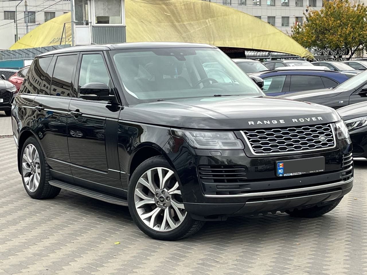 Land Rover Range Rover Vogue 2018 — Миниатюра 3