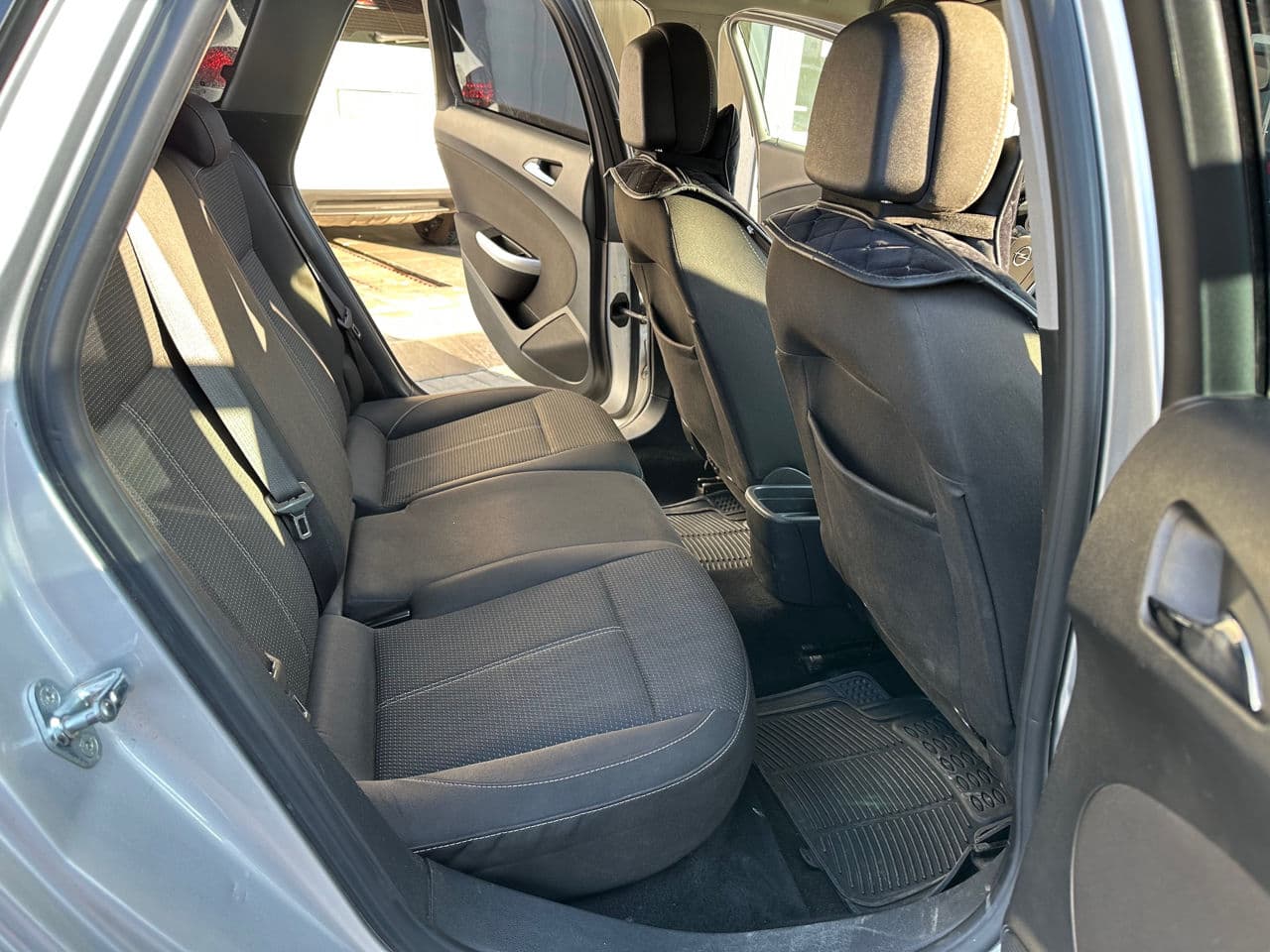 Opel Astra 2012 — Миниатюра 15