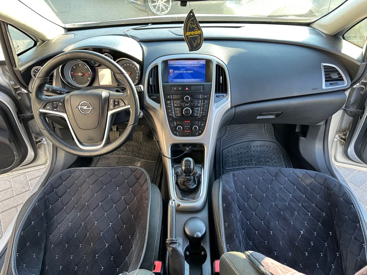 Opel Astra 2012 — Миниатюра 8