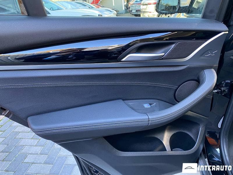 2023 BMW X3 2.0D — Miniatură 22