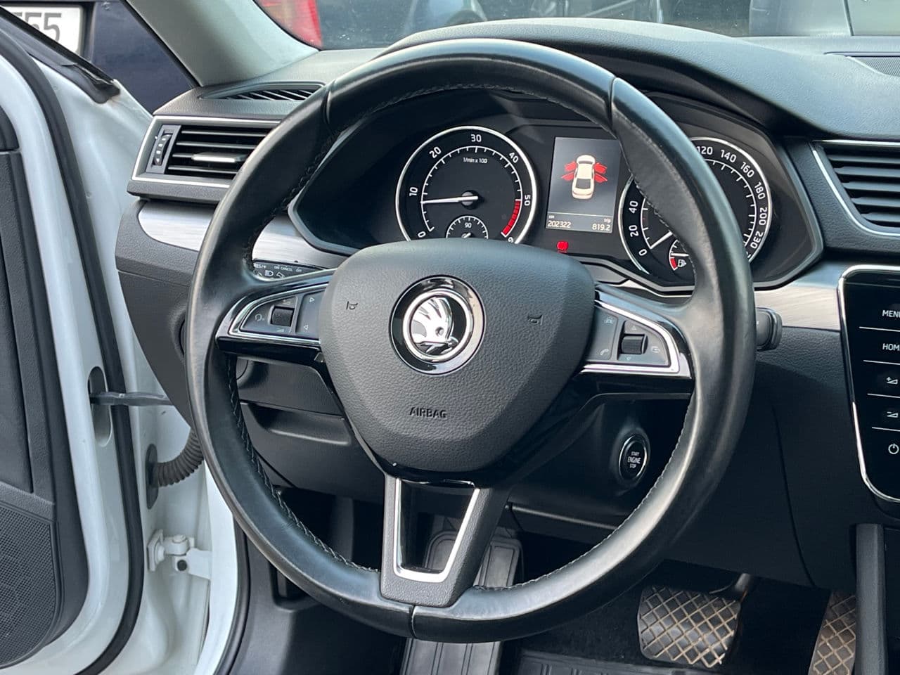 Skoda Superb 2017 — Миниатюра 9