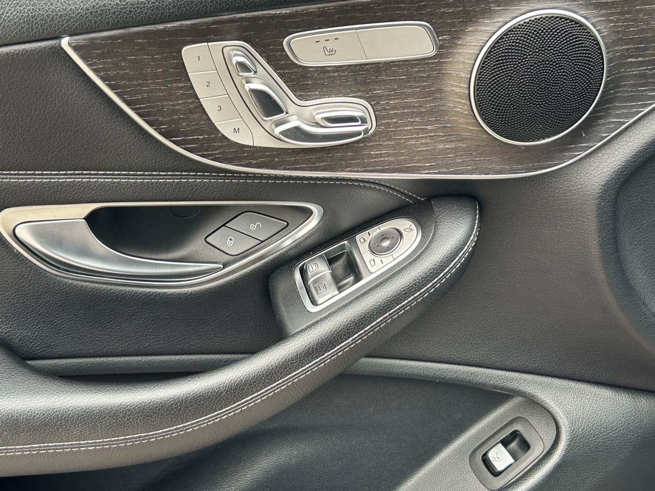 Mercedes C 220 2018 — Миниатюра 8