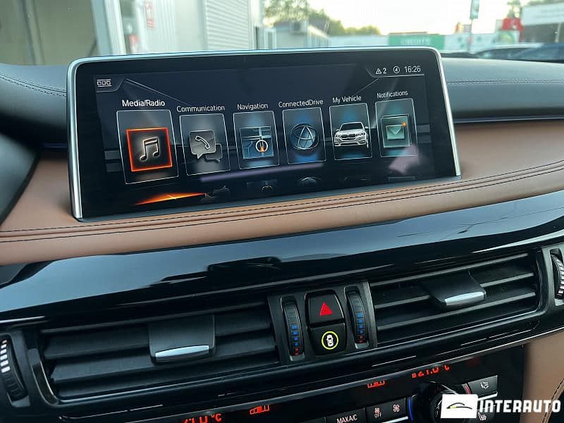 BMW X5 4.0e 2017 — Миниатюра 11