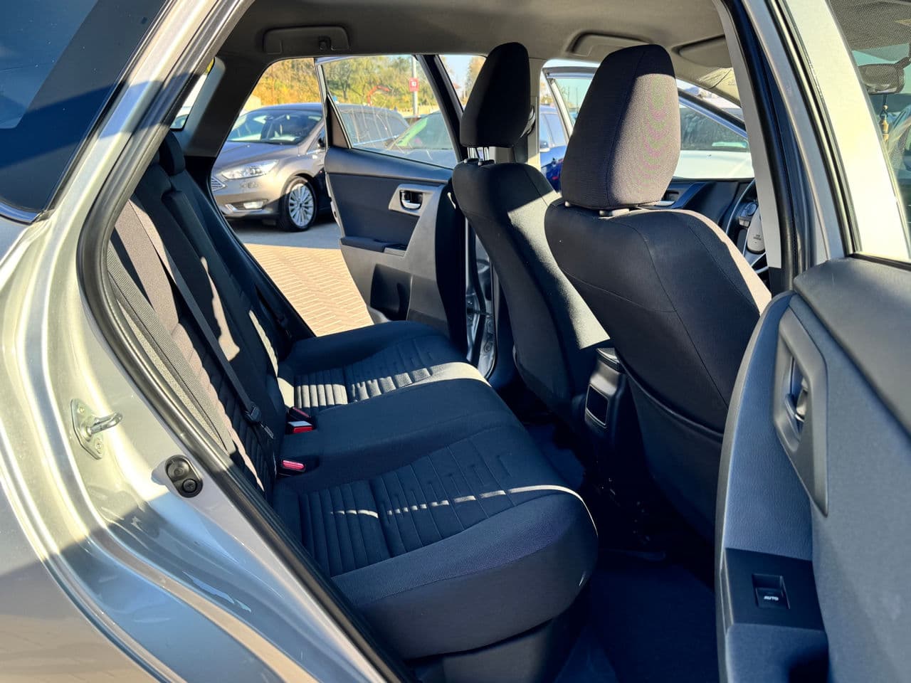 Toyota Auris 2015 — Миниатюра 14
