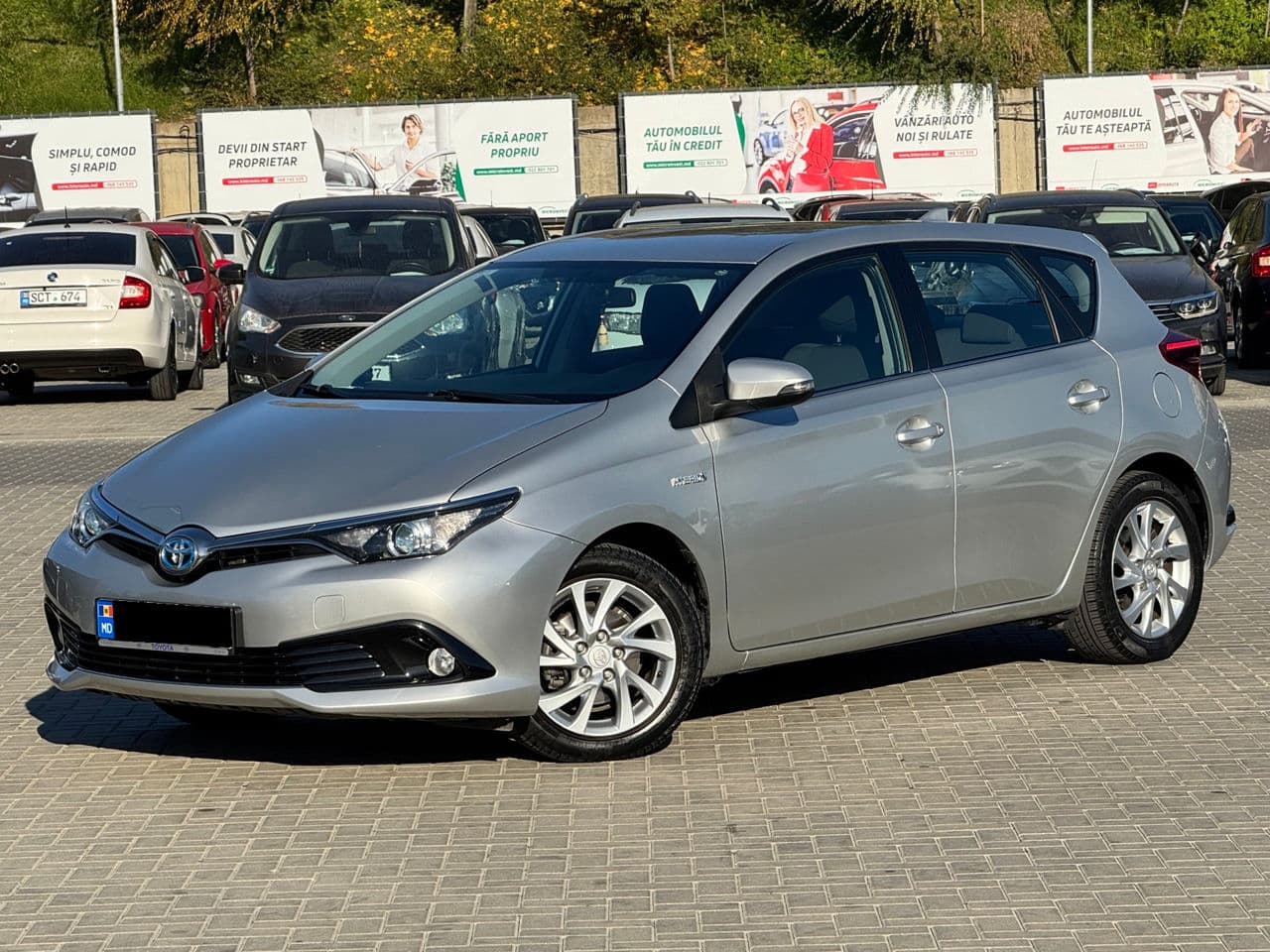 Toyota Auris 2015 — Миниатюра 2
