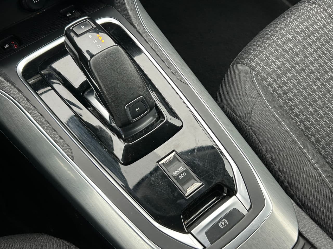 Peugeot 308 2020 — Миниатюра 14