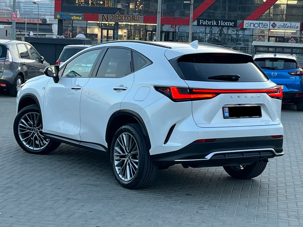 Lexus NX 350H 2023 — Миниатюра 2