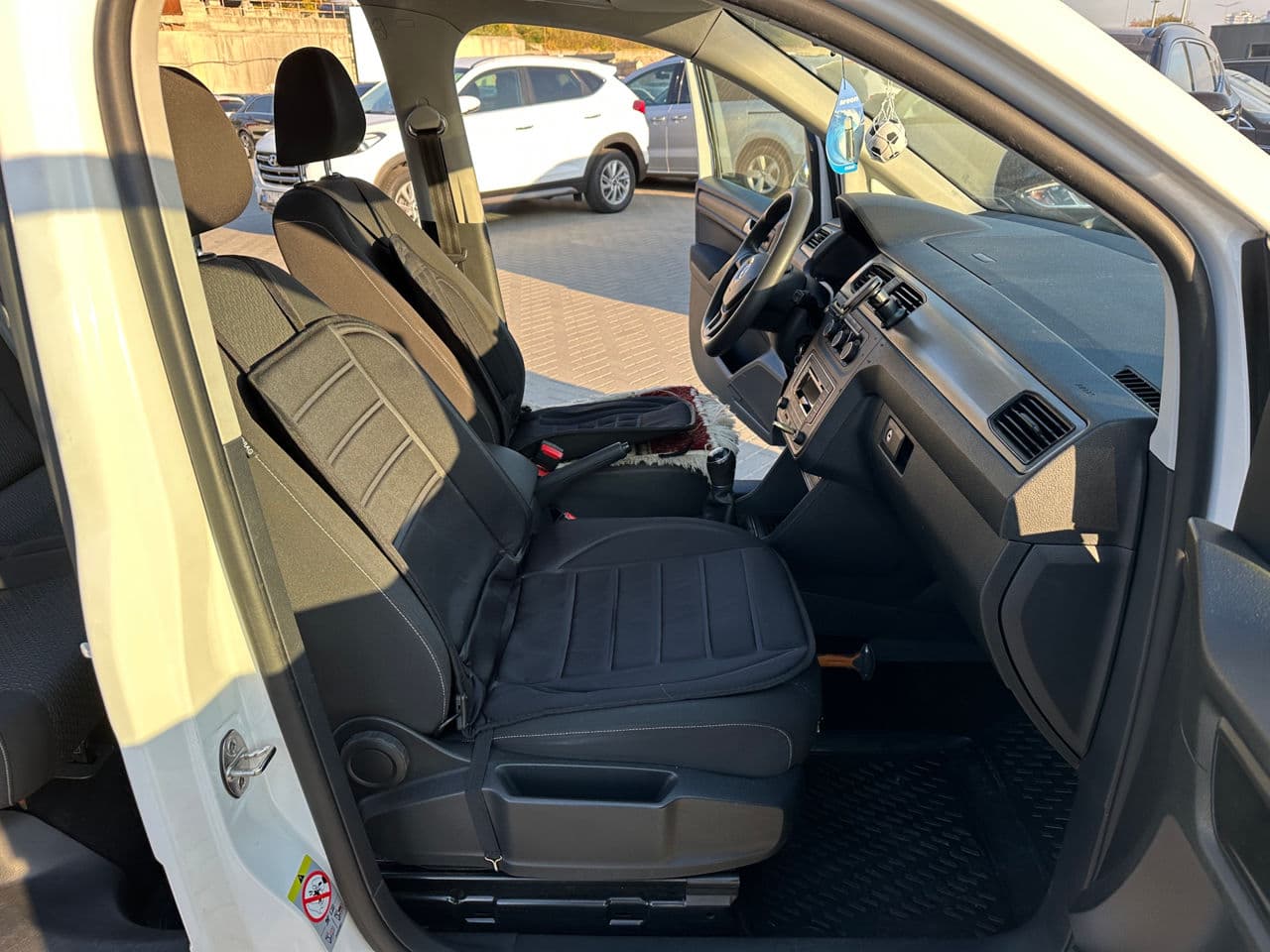 Volkswagen Caddy Maxi 2018 — Миниатюра 14