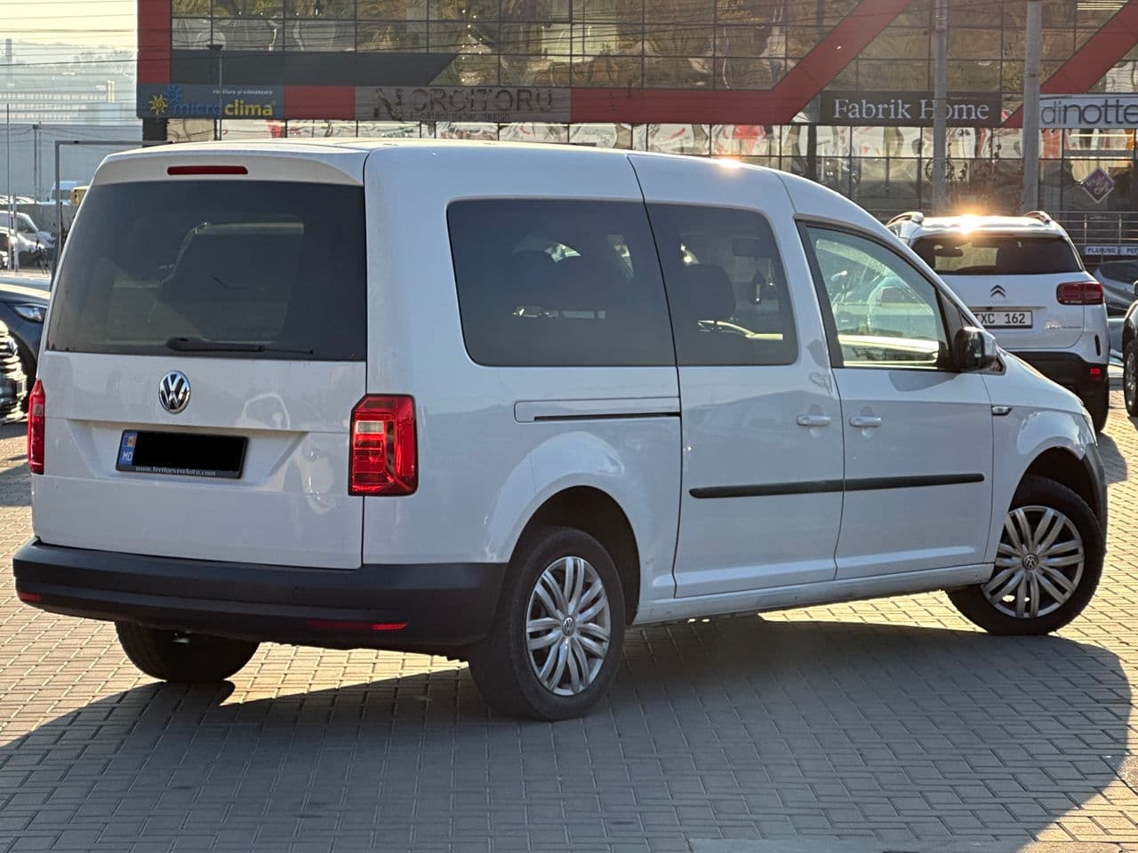 Volkswagen Caddy Maxi 2018 — Миниатюра 3