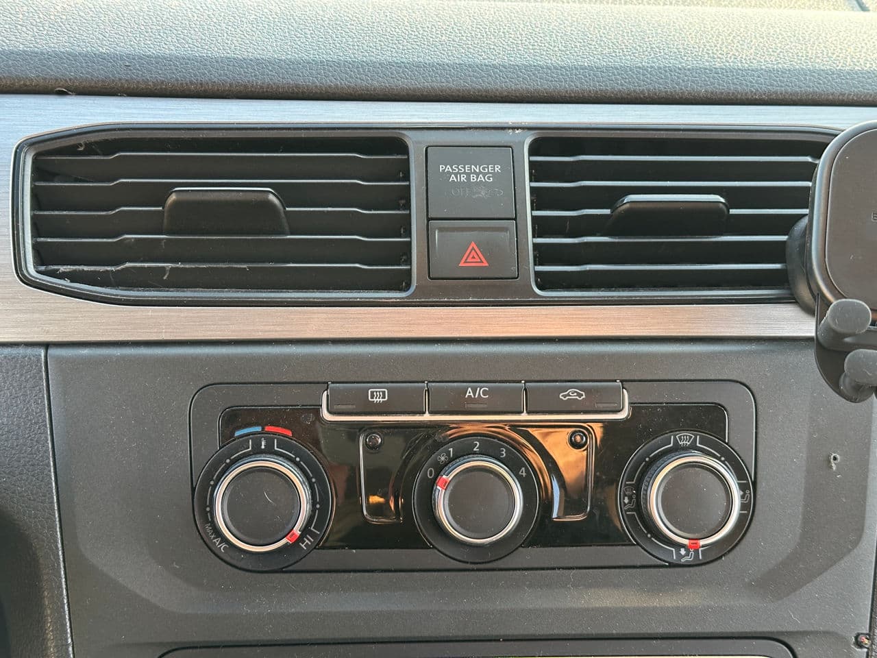 Volkswagen Caddy Maxi 2018 — Миниатюра 9