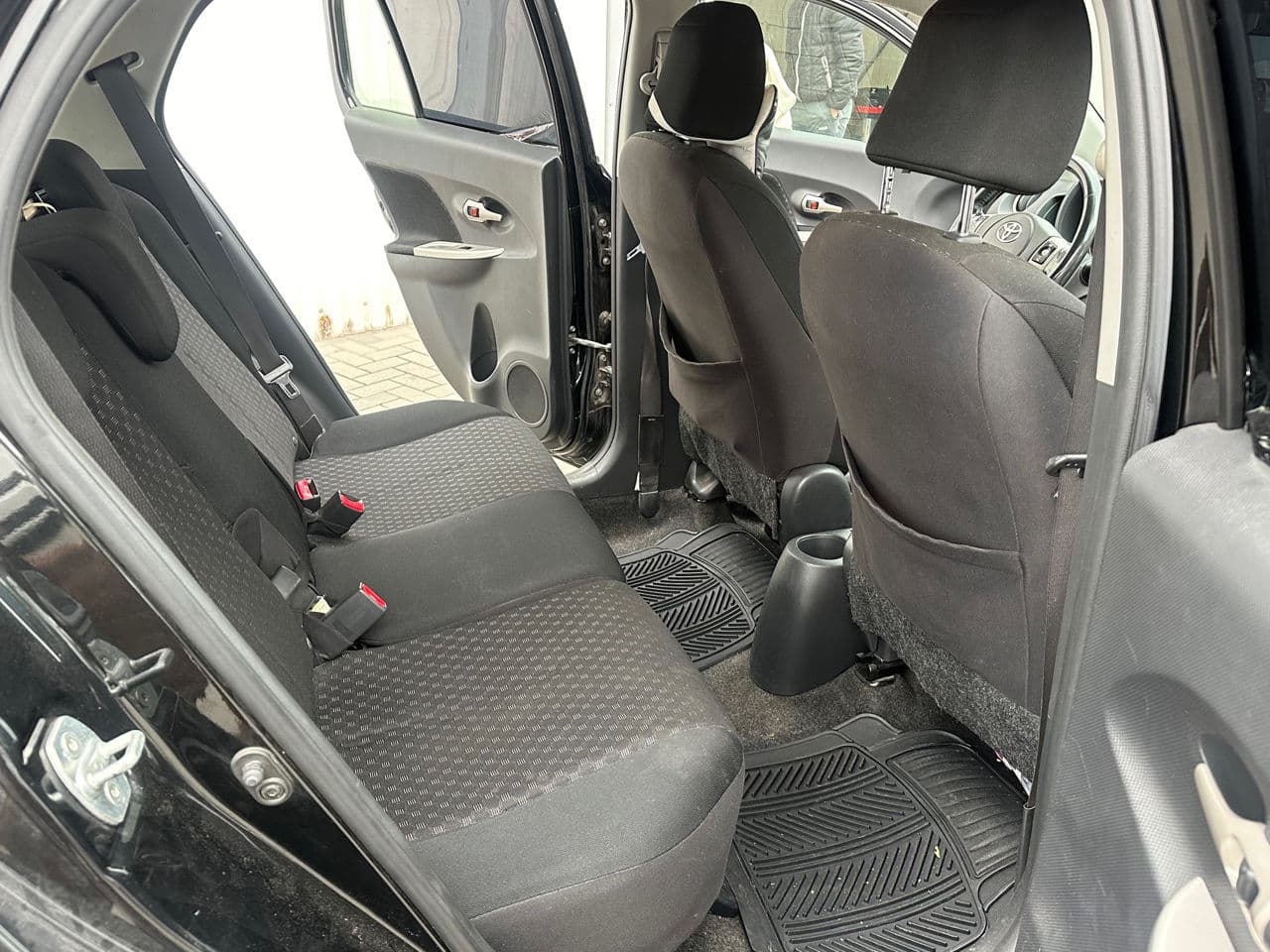 Toyota Urban Cruiser 2009 — Миниатюра 19