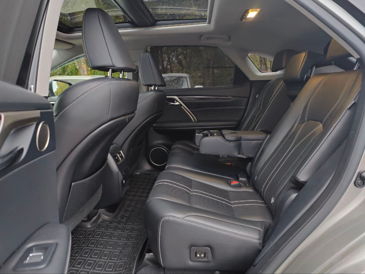 Lexus RX 450h 2019 — Миниатюра 10
