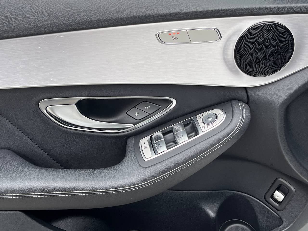 Mercedes C 220 2019 — Миниатюра 5